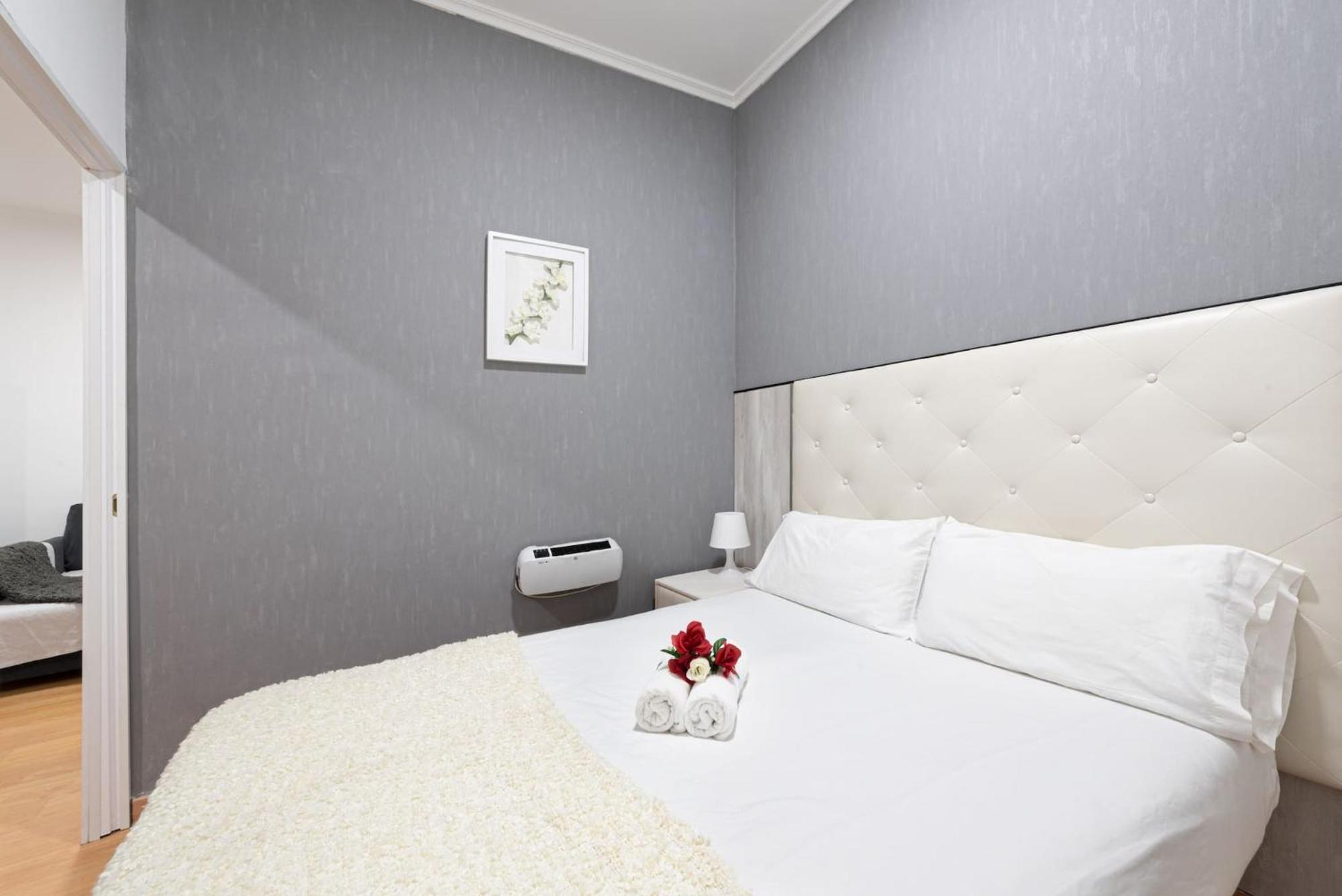 Apartamentos Day Madrid Luna Centro Gran Via Sol Malasana Dış mekan fotoğraf