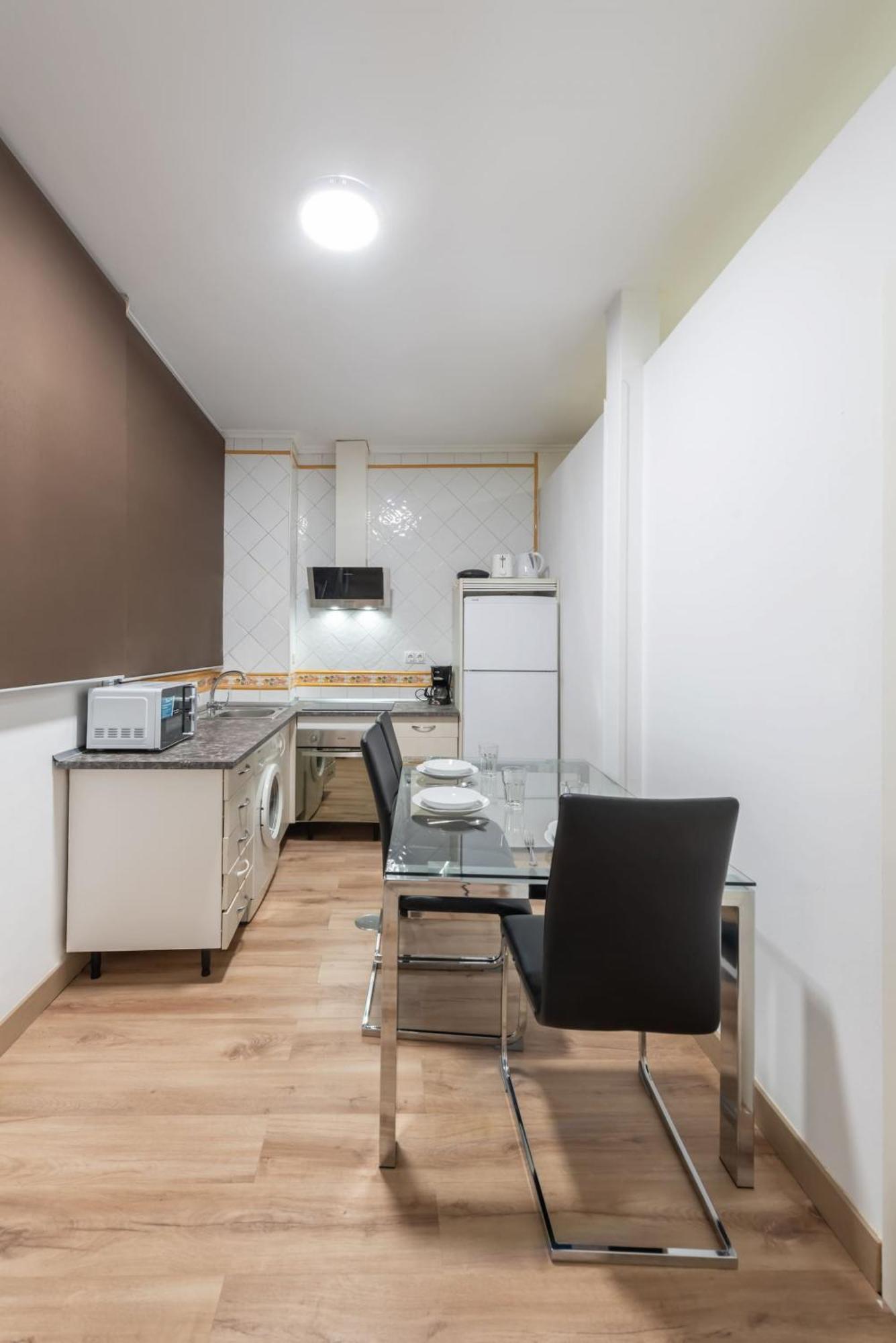Apartamentos Day Madrid Luna Centro Gran Via Sol Malasana Dış mekan fotoğraf