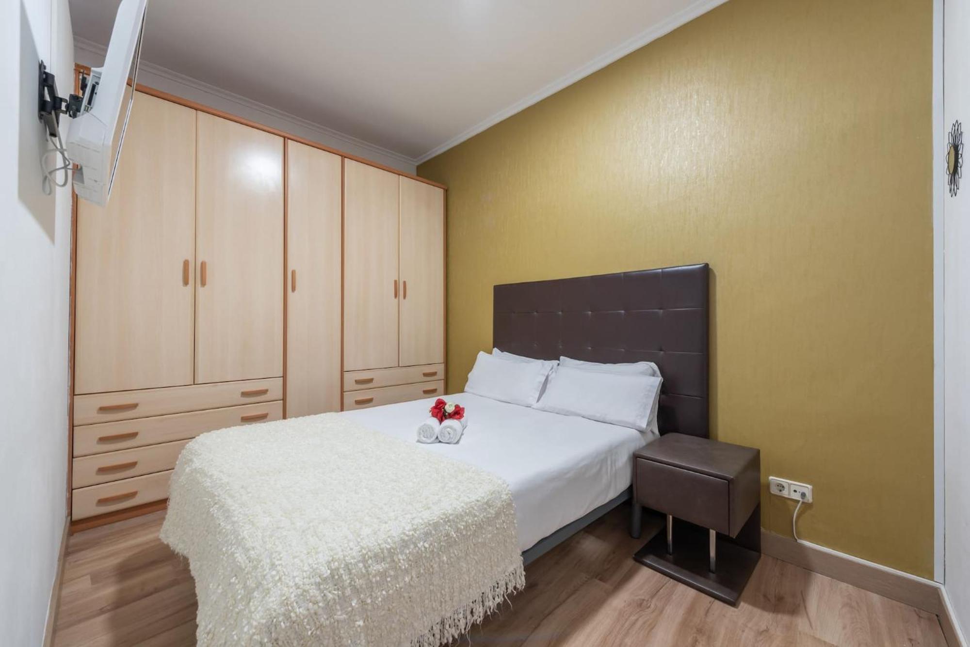 Apartamentos Day Madrid Luna Centro Gran Via Sol Malasana Dış mekan fotoğraf