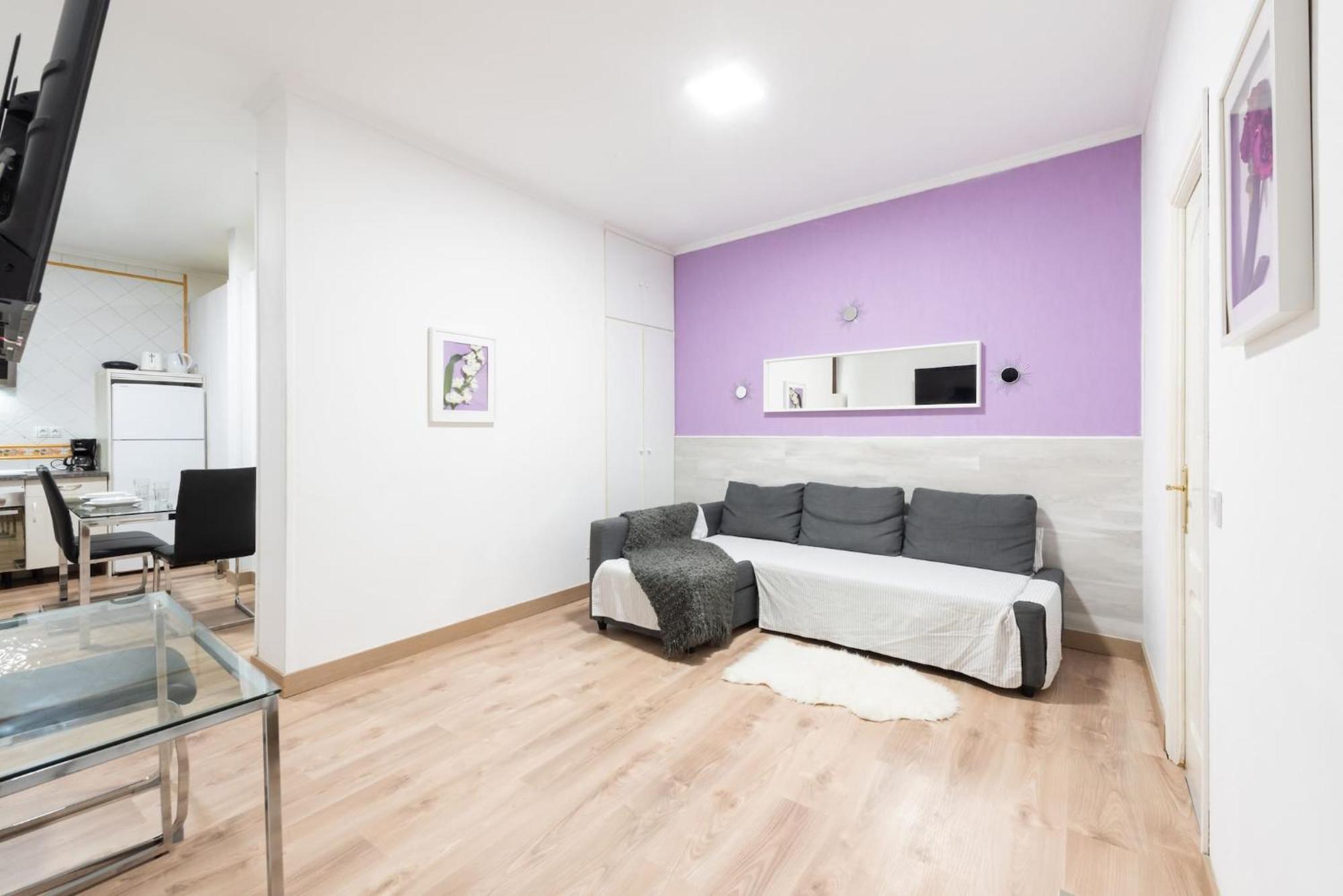 Apartamentos Day Madrid Luna Centro Gran Via Sol Malasana Dış mekan fotoğraf